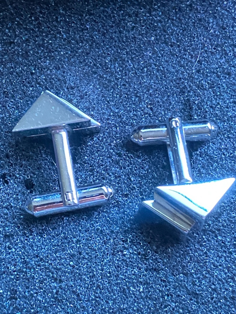 Vintage Hickok Men's Minimalist Silver-Tone Triagle Cufflinks 1950s-60s